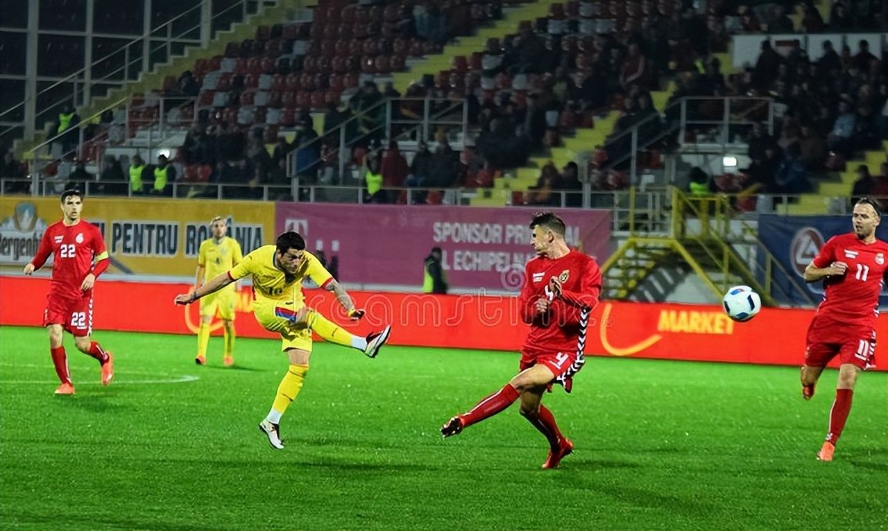 英雄联盟官方下载-包含里程碑夜！费耶诺德调整名单，中超窗口期刷纪录，赛场秩序良好，医务组通报恢复的词条